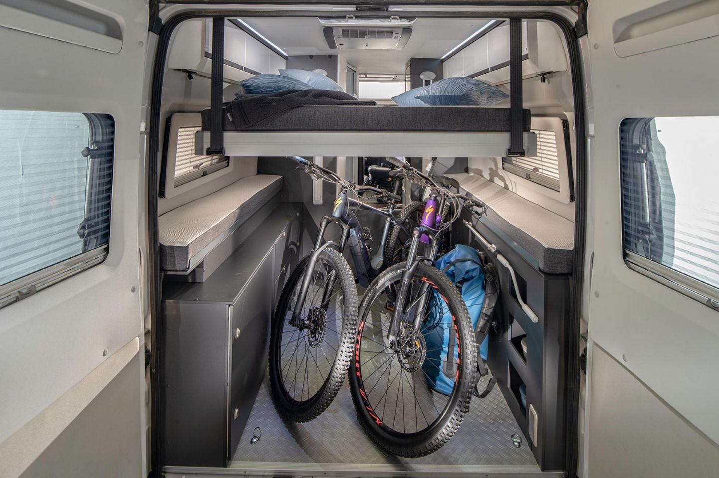 Adria Twin 640 SGX Supreme | Il VAN furgonato full optionals e di design