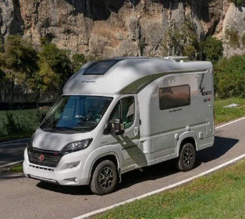 WINGAMM Oasi 540.1 Il Camper Compatto che Cambia il Modo di Viaggiare